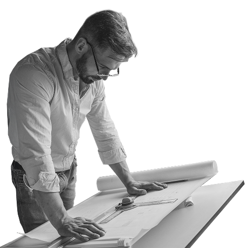 Arquitecto mirando unos planos